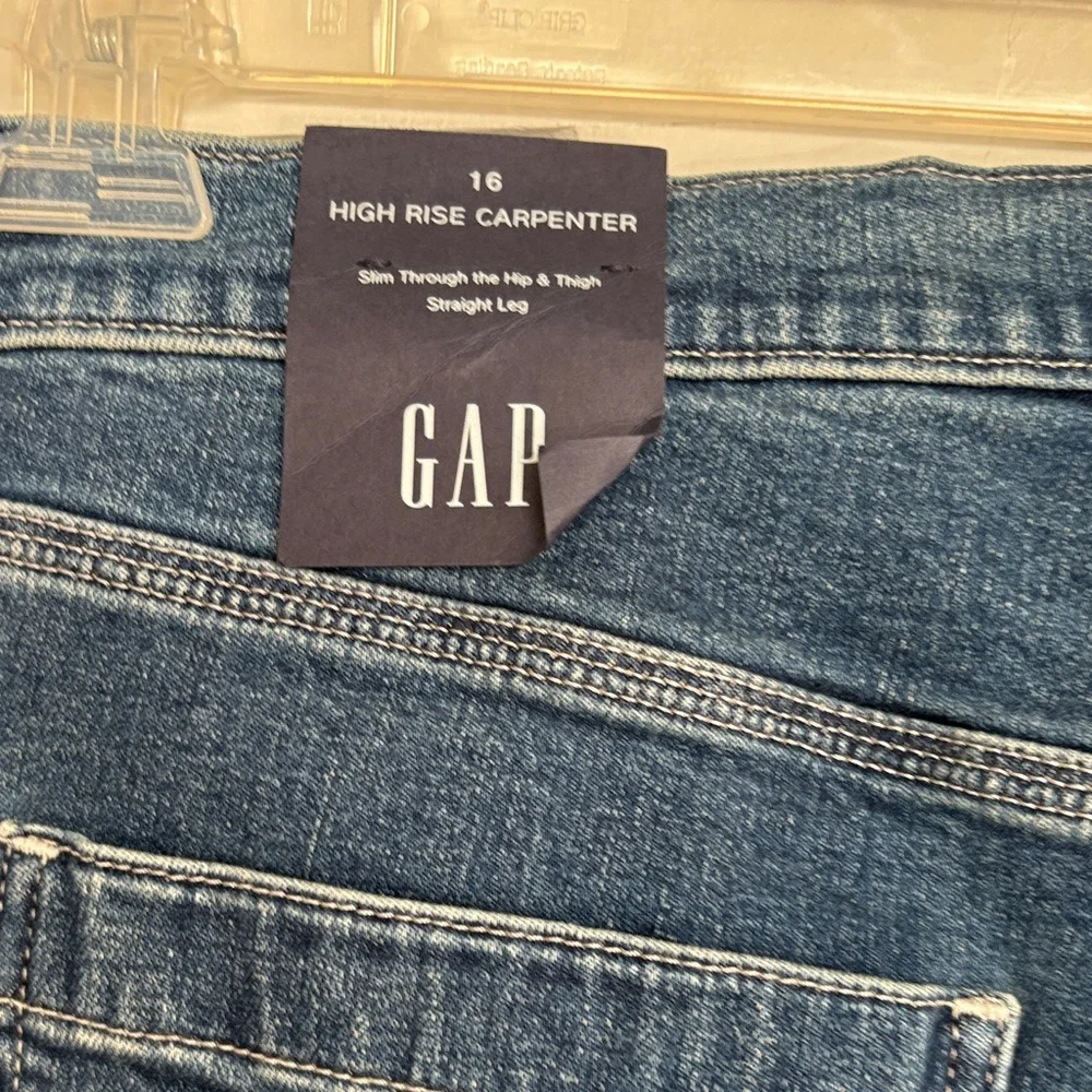 Gap women’s Relaxed Fit‎ Jeans in Deep Blue
